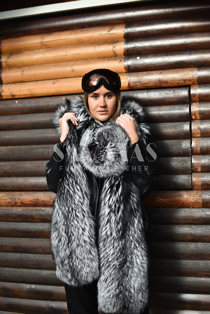 Karla | Huge Silver fox fur BOA