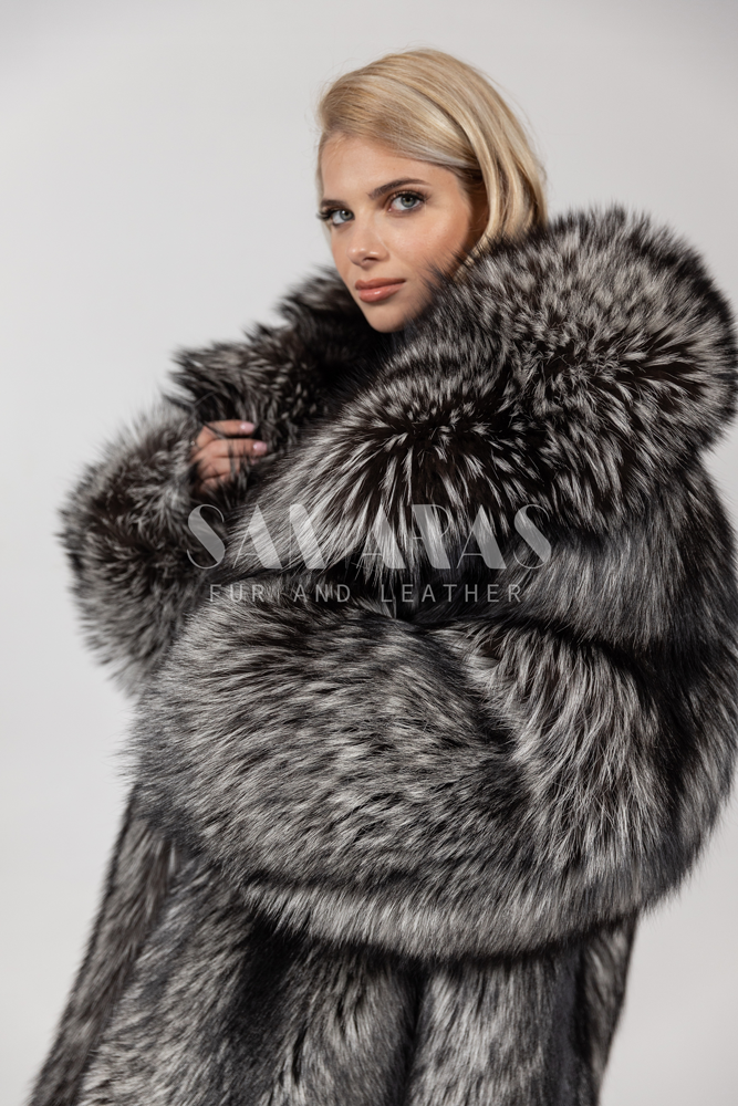 Rosita | Luxury Silver Fox Jacket with Lavish Big Collar - Samarasfurs.com