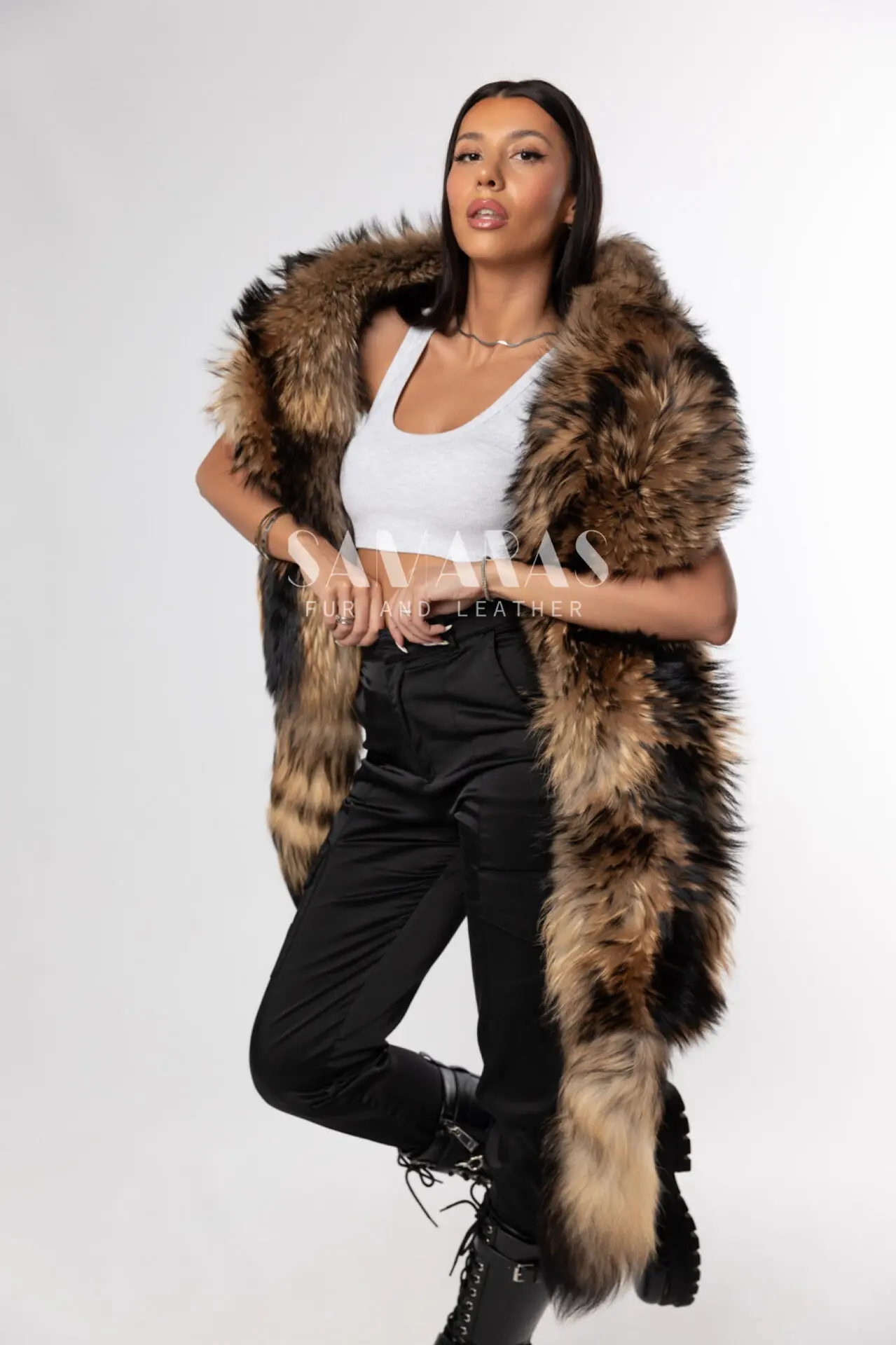 Karla | Huge Silver fox fur BOA