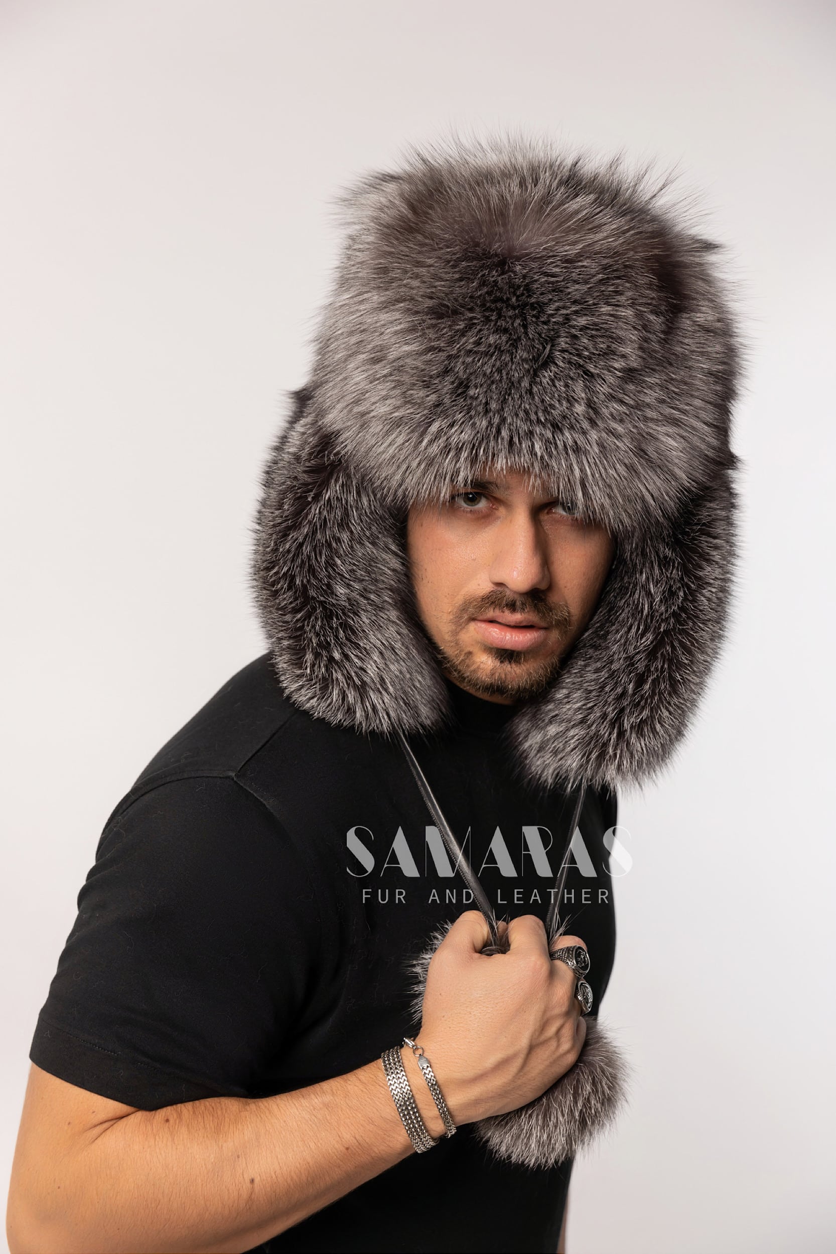 Luxury Men display picture 1