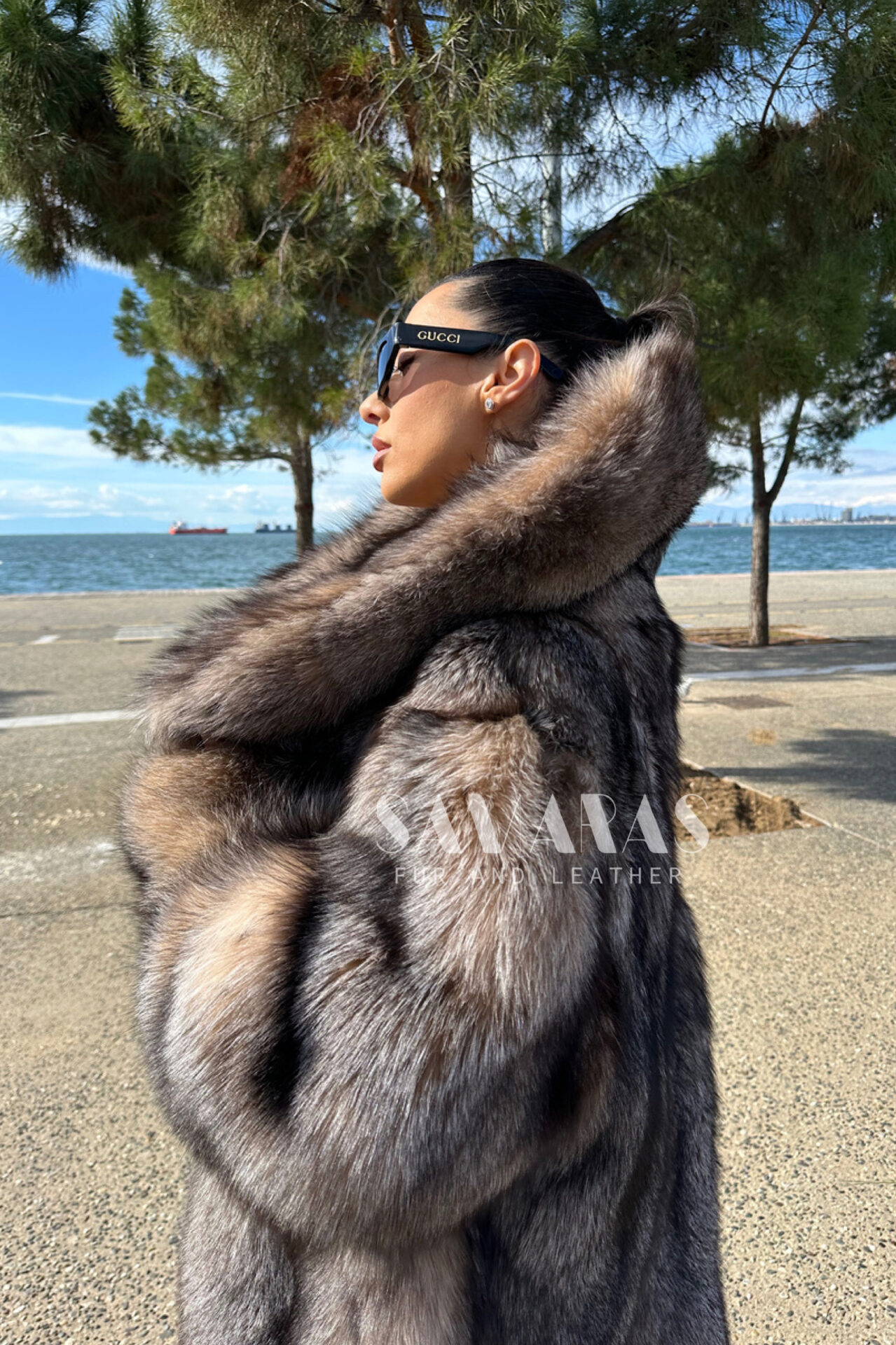 Rosemary | Luxury Crystal Fox Fur Jacket With Zipper & Huge Collar