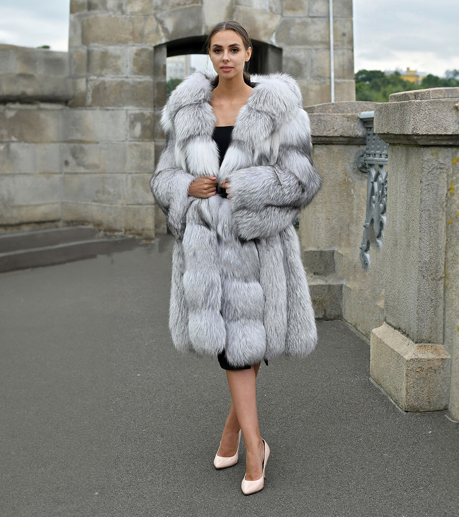 Billie | Luxury Platinum Fox Fur Jacket - Coat Lavish Double Side Fur Hood