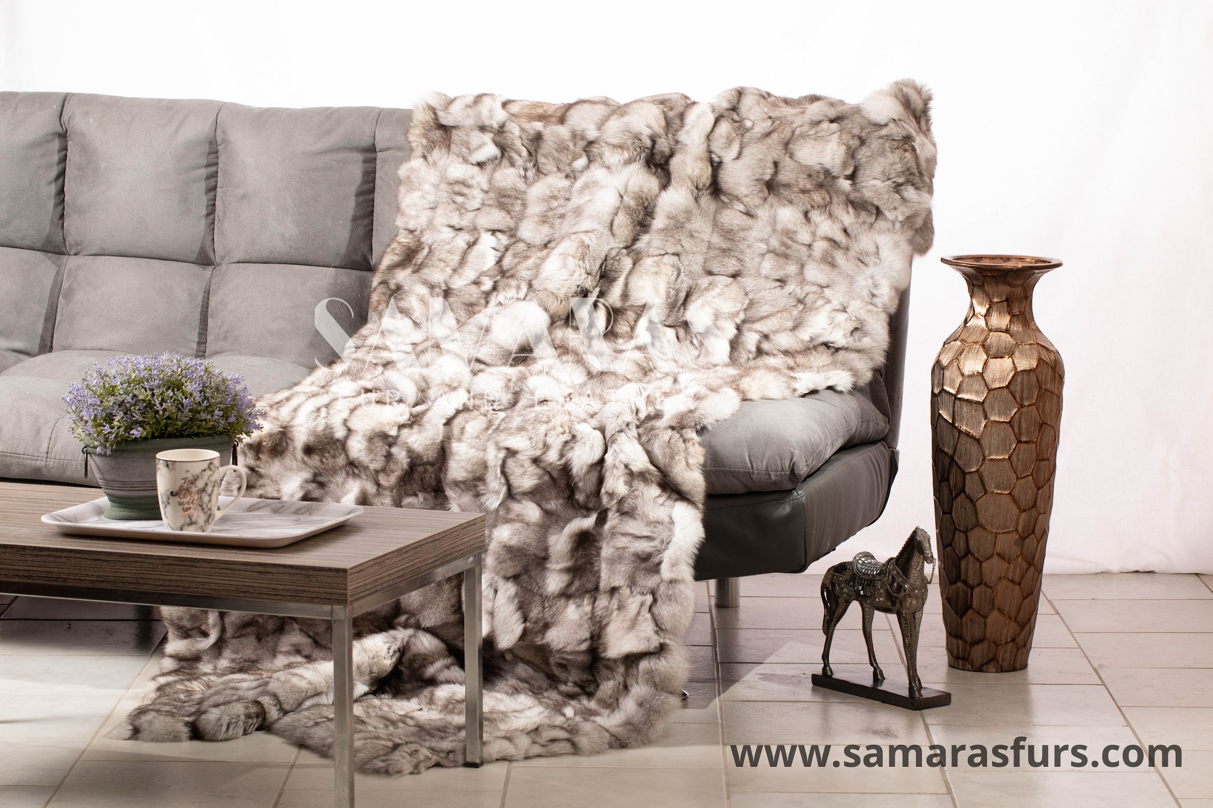 Eric | Luxury Scandinavian Blue Fox Patchwork heavy Fur Throw – Rug