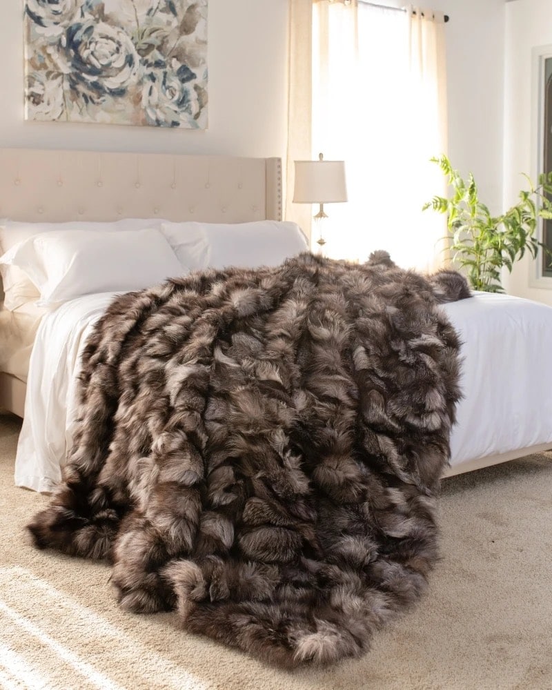 Silas | Luxury Scandinavian Frost Fox Patchwork Fur Throw - Blanket - Rug