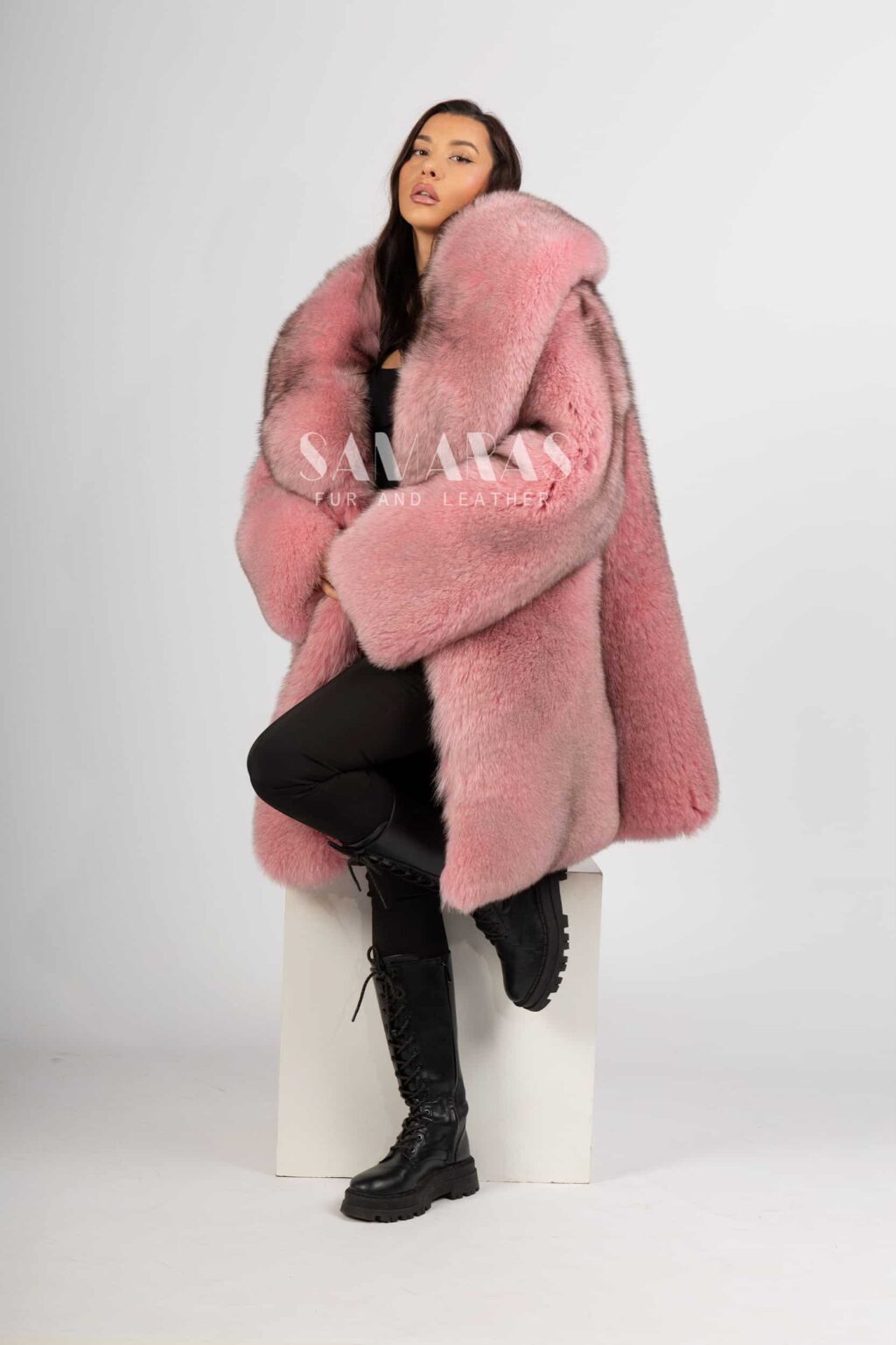Melia | Luxury Saga Scandinavian Pink Fox Fur Coat With Lavish